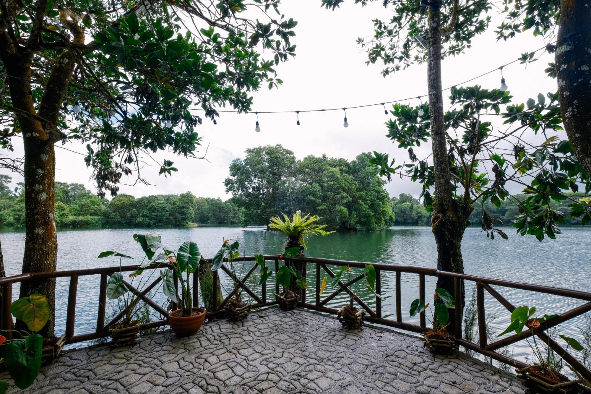 Almost Heaven Lake Resort By Cocotel غافيتي المظهر الخارجي الصورة