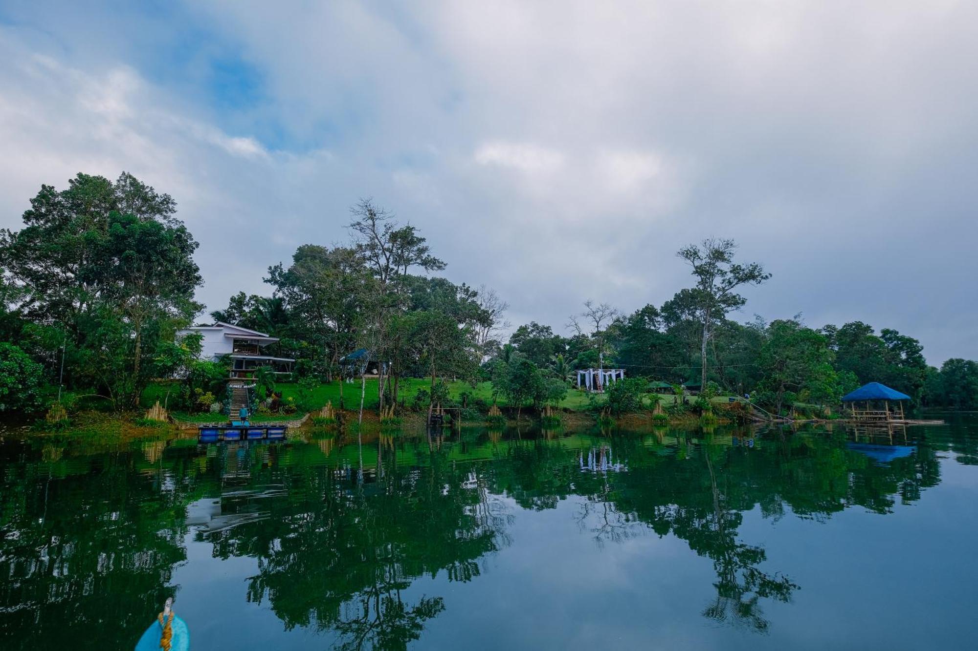 Almost Heaven Lake Resort By Cocotel غافيتي المظهر الخارجي الصورة
